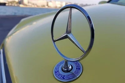 Transfer privado de táxi do centro de atenas ao terminal de cruzeiros de pireu. motorista que fala inglês, carro com ar-condicionado, wifi grátis e dicas locais incluídas.