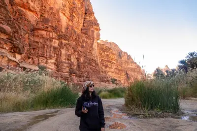Wadi Disah tour: Rock formations & Keshta experience