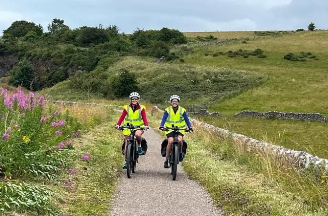 White Peak en eBike: Paseo de 4 horas en grupo con guía opcional