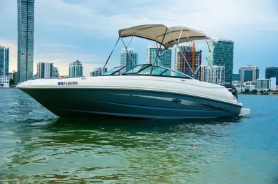 Private Bootstour in Fort Lauderdale mit Prosecco