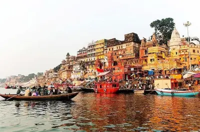 Alba a Varanasi: Barca privata e tempio Kashi Vishwanath