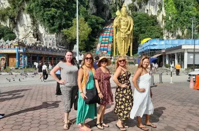 Kuala Lumpur Zwischenstopp Tour: Petronas Towers & Batu Caves