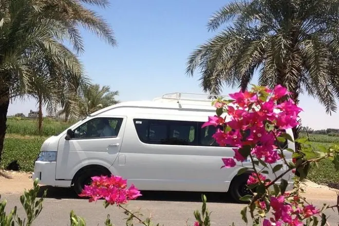 Transfert privé d’Aswan à Louxor : Trajet de 5 heures