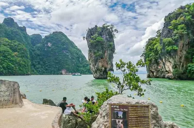 Phang Nga Bucht: Kajak zu James Bond Insel und versteckten Lagunen
