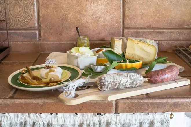 Private Dining in Lesa: Show Cooking bei einem Einheimischen