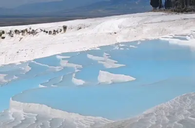 Pamukkale et Hierapolis : Ruines du château de coton depuis Izmir