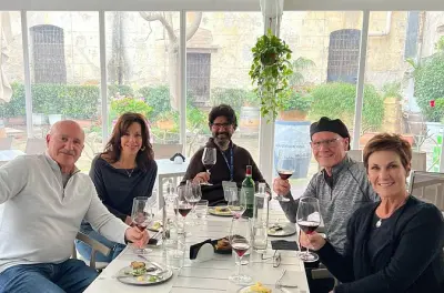 Degustação privada de vinhos e queijos sicilianos em Palermo