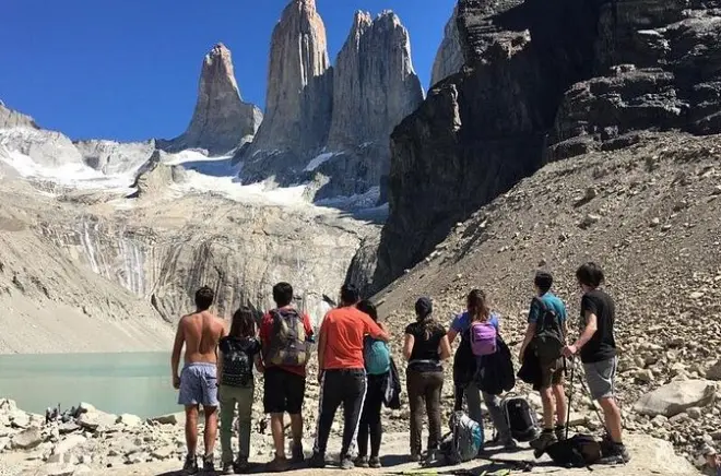 Trekking em Torres del Paine até Base Torres saindo de Puerto Natales