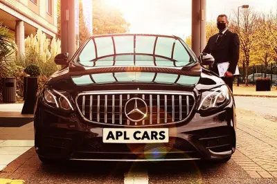 Privater Taxi-Transfer von Gatwick nach Southampton direkt zum Kreuzfahrthafen