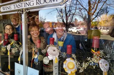 Healdsburg Wine & Food Walking Tour: 4-Hour Tastings