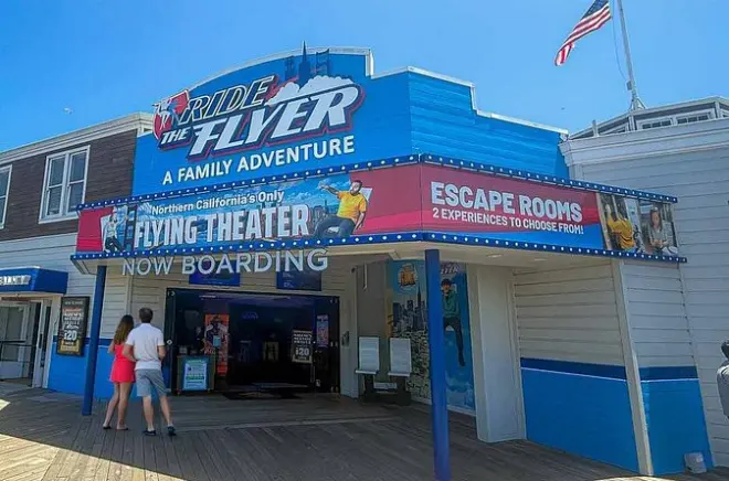 Flying theater pier 39 : Survolez San Francisco