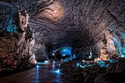 Cacahuamilpa-Höhlen: Stalaktiten und Stalagmiten