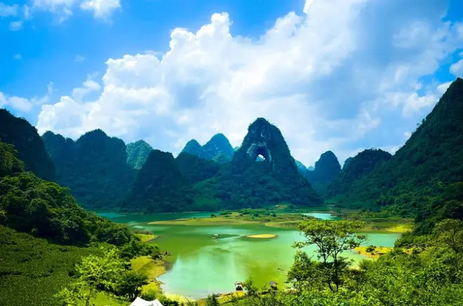 Tour de moto em Cao Bang: Cachoeiras Ban Gioc e passes