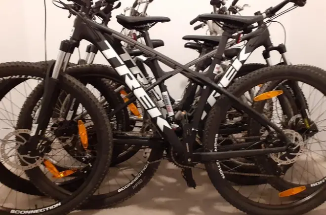 Alquiler de Trek Marlin por 7 días en Tenerife: Senderos y calles