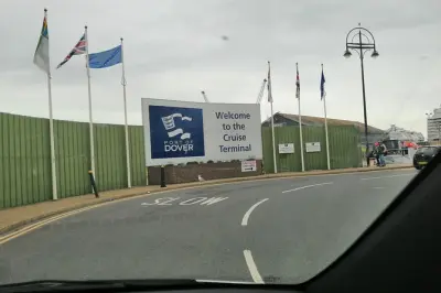 Leeds Castle desde Dover Cruise Terminal con traslado a Londres