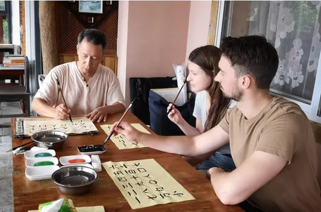 One Hour Chinese Calligraphy Lesson in Yangshuo Hotel