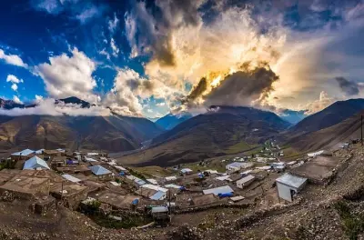 Guba et Khinalig depuis Baku : Montagnes et village ancien