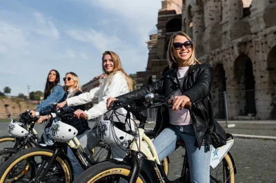 Descubra roma ao amanhecer num tour de e-bike—veja o colosseu em 3d, pedale por ruas tranquilas e explore praças escondidas com guia local. equipamento completo incluso.