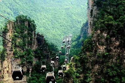 3-tägige Tour Zhangjiajie Nationalpark & Glasbrücke