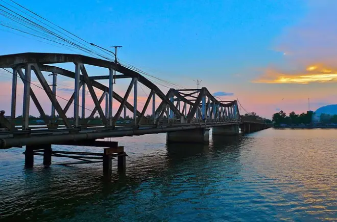 Kampot and Kep Tour: Salt Farms & Crab Market Experience