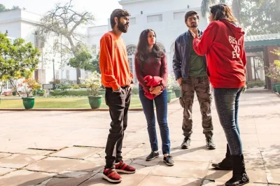 Descubre delhi a través de gandhi con guía privado: visita raj ghat, gandhi smriti y el museo gandhi. incluye recogida en hotel y relatos únicos durante el recorrido.