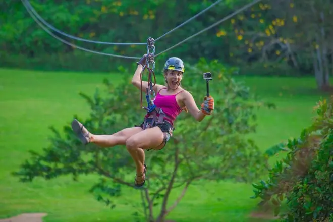 Ziplines und Höhlentubing in Placencia: Jaguar Paw Ganztagestour