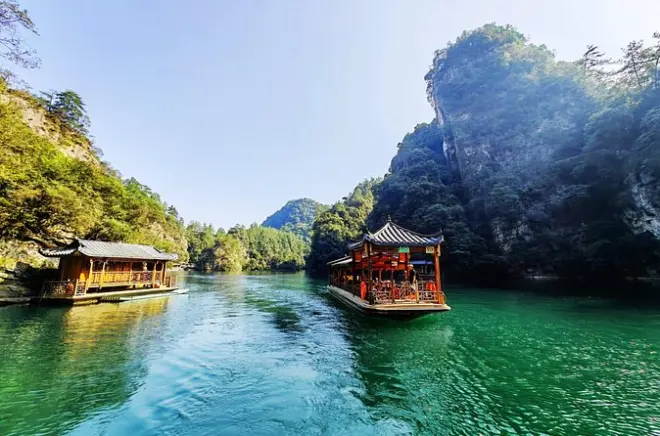 Lago Baofeng e grotta Yellow Dragon da Zhangjiajie