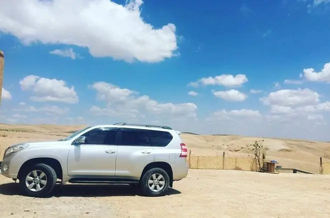 Traslado en taxi privado de Casablanca a Marrakech con conductor