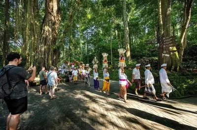 Tour de 3 jours à Bali : Ubud et Nusa Penida avec chauffeur privé