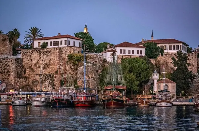 Visite d'Antalya avec les chutes Düden et promenade en bateau