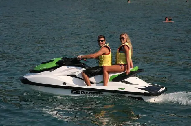Aluguel de jet ski em Rodes na praia Traounou: Yamaha WaveRunners