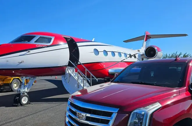 Luxus-SUV Transfer zum Flughafen Providenciales, Hin- und Rückfahrt