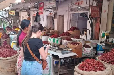 Cours de cuisine rajasthani à Udaipur : Du marché à la cuisine