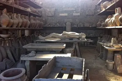 Pompeii Guided Tour at Sunset: Skip the Crowds