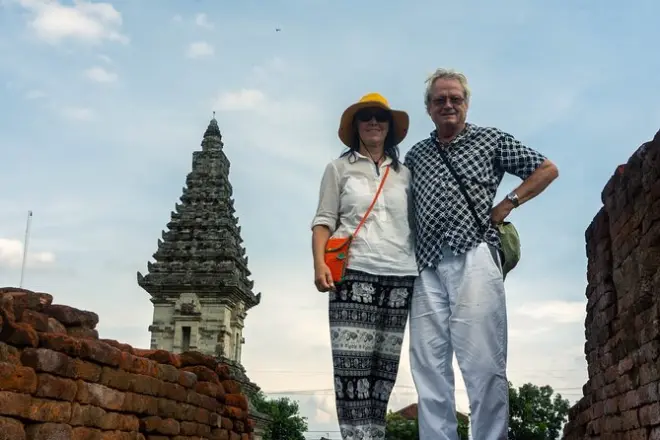 Majapahit Historical Tour from Surabaya: Red Brick Ruins