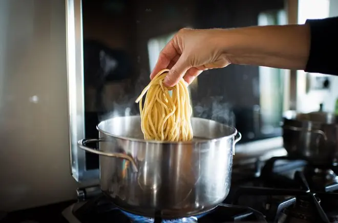 Private Dinner at a Local Home in Castelnuovo Belbo: Show Cooking