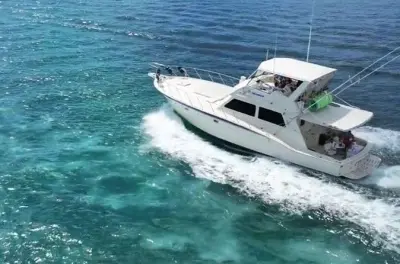 Snorkeling privé à Nassau sur Hatteras 55 pieds avec activités au choix