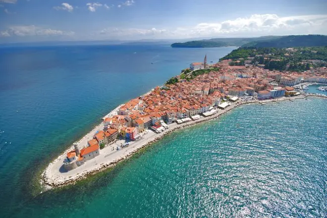Piran da Koper: Strade veneziane e vino istriano
