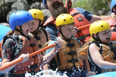 Feel the rush of rafting bighorn sheep canyon on colorado’s arkansas river. family-friendly rapids, swim stops, and local guides—includes all fees and equipment.