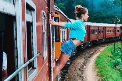 2-day Nuwara Eliya tour from Badulla: Train journey included