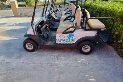 Golf Cart Rental in Grand Turk: 4-seater, maps included