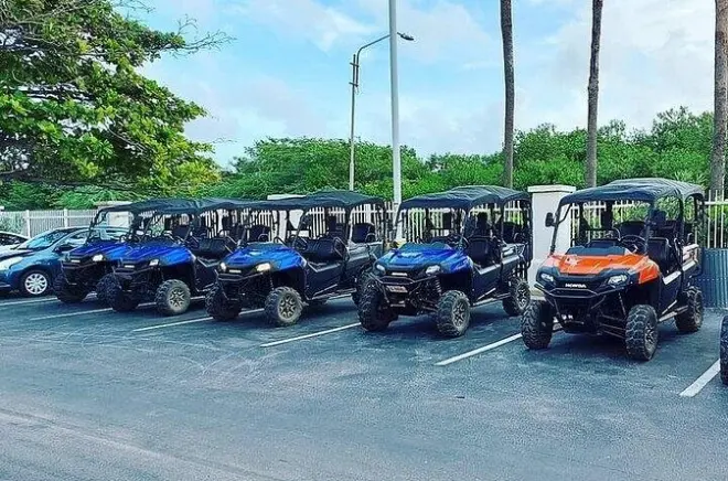 ATV-Fahren in Aruba: 6-Sitzer UTV mieten