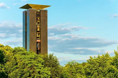 Visite à pied porte de Brandebourg Berlin : Trésors cachés