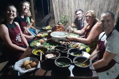 Clase de cocina en pueblo de Kandy con recogida en hotel
