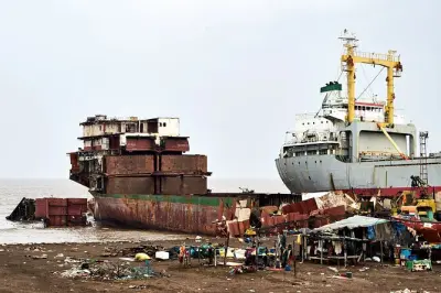 Chittagong shipbreaking yard : Sites industriels et culturels