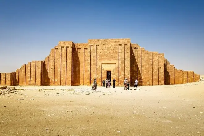 Pyramides de Gizeh, Memphis et Saqqara au départ d'Alexandrie