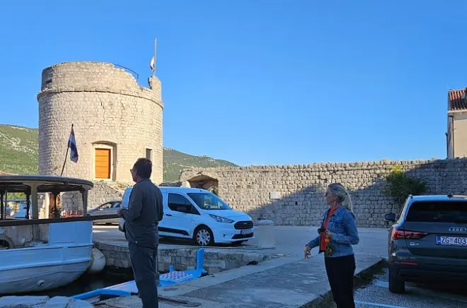 Traslado privado Neum-Dubrovnik com paradas na costa Adriática
