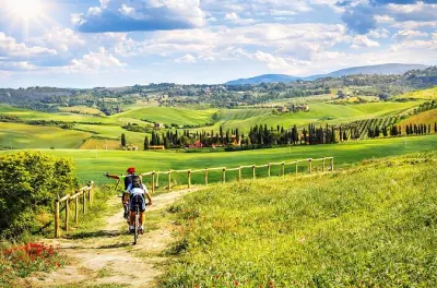 E-Bike-Verleih San Gimignano ab Certaldo: Toskana in Ihrem Tempo
