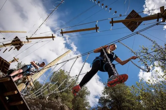 Canyon Challenge Course in Buena Vista: 120 Elemente