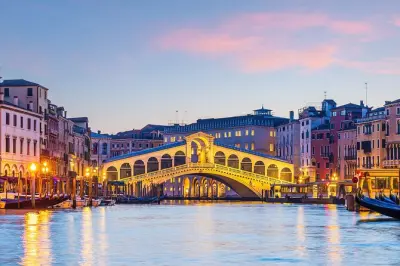 Venise depuis Trieste : Transfert, balade en gondole et visite à pied